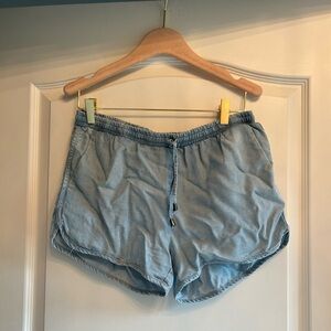 Red by Saks Fifth Avenue blue soft shorts